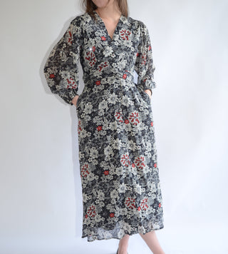 Avondale Long Sleeve Wrap Black&White Dress