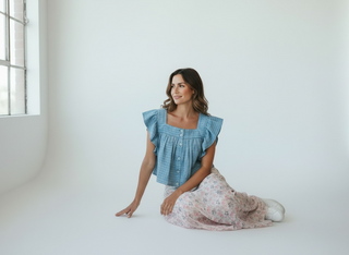 SunValley Cropped, Ruffles Light Blue Top